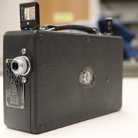 #97-4(3) Ciné Kodak Model M 16mm.JPG