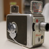#61-96(4)-Kodak Brownie Movie Camera Model 2 8mm.JPG