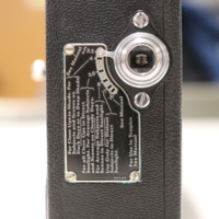 #97-4(6) Ciné Kodak Model M 16mm.JPG