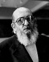 Paulo Freire (1977)