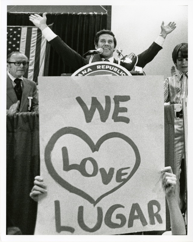 Box9_We_Love_Lugar_Sign.jpg